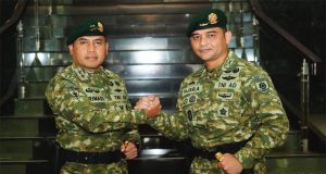 Penyerahan Jabatan Danbrigif 6 Kostrad: Kolonel Fardin Wardhana Resmi Digantikan Letkol Fajar Akhirudin