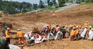 Ribuan Personel Gabungan diterjunkan Mencari Korban Longsor Gunung Burangrang