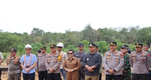 Kapolres Ketapang Bersama Forkopimda Laksanakan Penanaman Jagung Hibrida Kuartal I Tahun 2026