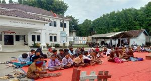 Pemdes Karangsari PT RBR Rutin Santuni 100 Anak Yatim/Piatu Tiap Bulan