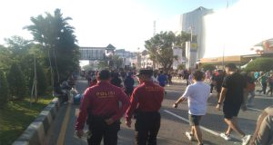 Berikan Rasa Aman, Subdit Wisata Ditpamobvit Polda Kalbar Kawal Car Free Day dan Area UMKM Pontianak