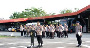 Wakapolda Kalbar Pimpin Apel Perdana: Jaga Marwah Institusi dan Optimalkan Pelayanan Publik
