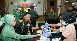 Sentuhan Kepedulian, Kostrad Gelar Donor Darah Sambut HUT ke-65