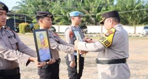 Polres Beltim Lakukan Upacara PTDH 2 Personel Polri Yang Langgar Kode Etik