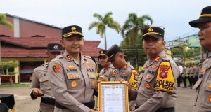 Kapolres Ketapang Pimpin Upacara Hari Kesadaran Nasional 2026, Dan Berikan Reward kepada Polsek Jajaran