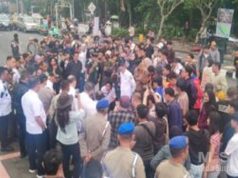 Bupati Dian Temui Massa “Ciremai Memanggil”, Tegaskan Komitmen Jaga Kawasan Konservasi