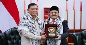 Perkuat Hubungan Bilateral, Menhan Sjafrie Sjamsoeddin Sambut Kunjungan Dubes Palestina di Jakarta