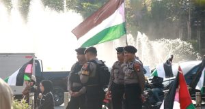 Personel Ops Kapuas 2026 Polda Kalbar Pastikan Aksi Damai Hari Al-Quds 2026 di Pontianak Berlangsung Kondusif
