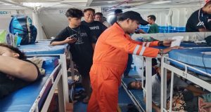 Nakhoda Barcelona III YUTWIN FH SAMATARA Gerakkan Ibadah di Laut, Diakonia Disalurkan untuk Pasien Talaud