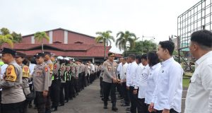 Tingkatkan Disiplin dan Profesionalitas, Propam Polres Ketapang Laksanakan Gaktiblin di halaman Mapolres Ketapang