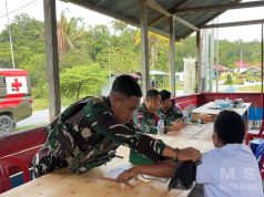 Satgas Yonif 763/SBA Berikan Pelayanan Kesehatan di Sekitar Pos Konja