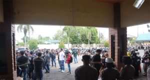 Polres Ketapang Laksanakan Pengamanan Rapat Dengar Pendapat Umum (RDPU), di Kantor DPRD Ketapang Pastikan Kegiatan Tetap Kondusif